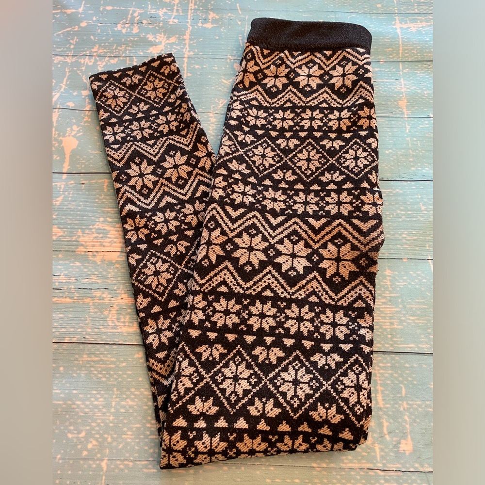 Black Patterned Leggings